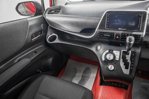 Минивэн Toyota Sienta 2020 года, 1289000 рублей, Барнаул