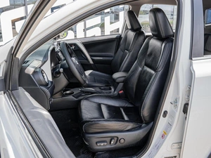 Внедорожник Toyota RAV4 2013 года, 2199000 рублей, Краснодар