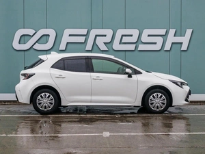 Хетчбэк Toyota Corolla 2019 года, 1599000 рублей, Большой Сочи