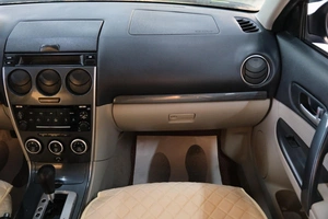 Седан Mazda 6 2005 года, 599000 рублей, Омск