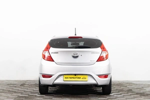 Седан Hyundai Solaris 2012 года, 799000 рублей, Сургут