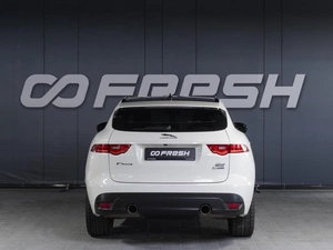 Внедорожник Jaguar F-Pace 2018 года, 2850000 рублей, Санкт-Петербург