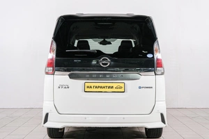 Минивэн Nissan Serena 2018 года, 1849000 рублей, Красноярск