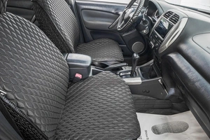 Внедорожник Toyota RAV4 2004 года, 789000 рублей, Барнаул