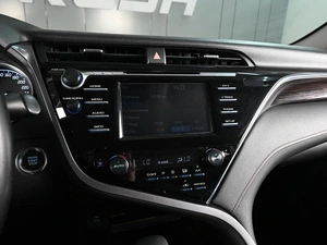 Седан Toyota Camry 2018 года, 2465000 рублей, Аксай