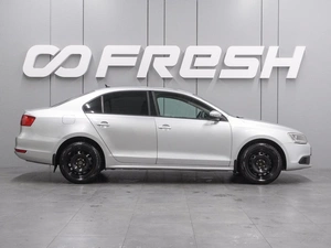 Седан Volkswagen Jetta 2013 года, 1048000 рублей, Воронеж