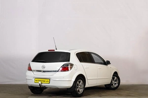 Хетчбэк Opel Astra 2013 года, 749000 рублей, Тюмень
