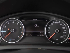 Внедорожник Volkswagen Touareg 2014 года, 2280000 рублей, Омск