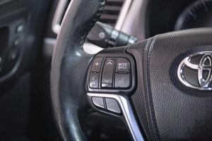 Внедорожник Toyota Highlander 2014 года, 3019000 рублей, Томск