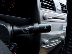 Седан Toyota Camry 2007 года, 1049000 рублей, Саратов