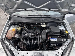 Седан Ford Focus 2004 года, 325000 рублей, Клинцы