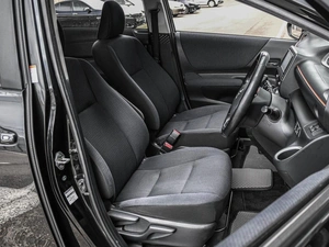 Минивэн Toyota Sienta 2018 года, 1829000 рублей, Кирилловка