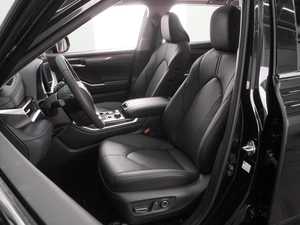 Внедорожник Toyota Highlander 2025 года, 5829000 рублей, Воронеж