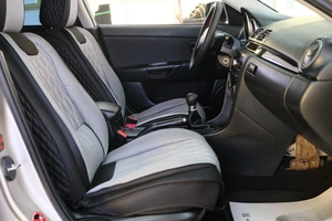 Седан Mazda 3 2004 года, 699000 рублей, Омск