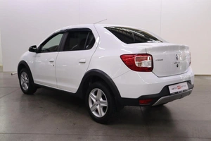 Седан Renault Logan 2019 года, 1080000 рублей, Брянск