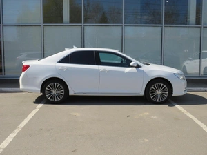 Седан Toyota Camry 2014 года, 1545000 рублей, Брянск