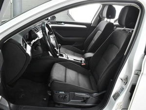 Универсал Volkswagen Passat 2016 года, 1497000 рублей, Воронеж