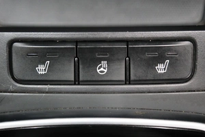 Хетчбэк Kia Rio X-Line 2019 года, 1699000 рублей, Омск