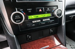 Седан Toyota Camry 2013 года, 2099000 рублей, Красноярск