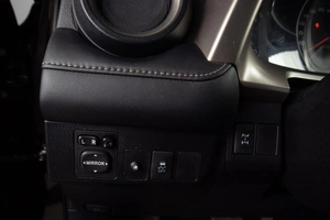 Внедорожник Toyota RAV4 2014 года, 2099000 рублей, Оренбург