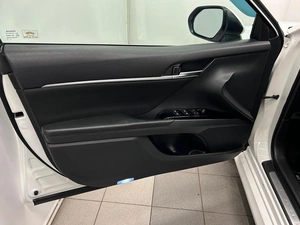 Седан Toyota Camry 2018 года, 2080000 рублей, Красноярск