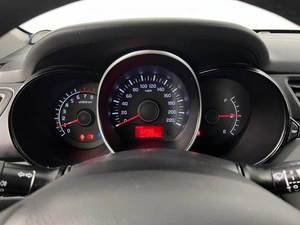 Хетчбэк Kia Rio 2014 года, 839900 рублей, Казань