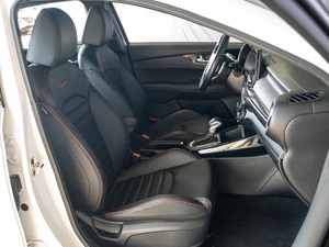 Хетчбэк Kia K3 2019 года, 2180000 рублей, Краснодар