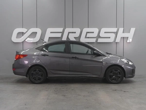 Седан Hyundai Solaris 2013 года, 869000 рублей, Воронеж
