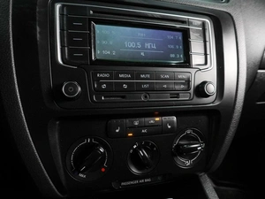 Седан Volkswagen Jetta 2013 года, 1369000 рублей, Воронеж