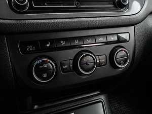 Внедорожник Volkswagen Tiguan 2015 года, 1415000 рублей, Волгоград