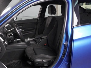 Седан BMW 3 серия 2016 года, 2309000 рублей, Красный Пахарь
