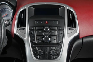 Хетчбэк Opel Astra GTC 2013 года, 1439000 рублей, Тюмень