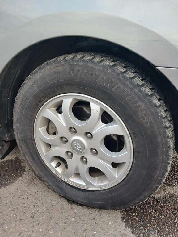 Фургон Hyundai Grand Starex 2011 года, 1600000 рублей, Красноярск