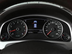Внедорожник Volkswagen Touareg 2012 года, 2375000 рублей, Аксай