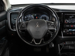 Внедорожник Mitsubishi Outlander 2015 года, 1855000 рублей, Ставрополь