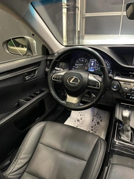 Седан Lexus ES 2016 года, 2100000 рублей, Красноярск