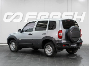 Внедорожник Chevrolet Niva 2013 года, 454000 рублей, Сургут