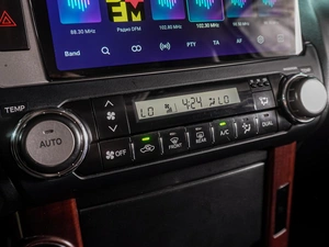 Внедорожник Toyota Land Cruiser Prado 2015 года, 3049000 рублей, Воронеж