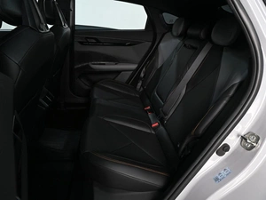 Лифтбек Changan UNI-V 2023 года, 2379000 рублей, Ростов-на-Дону