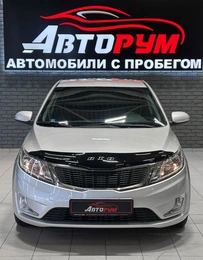 Седан Kia Rio 2011 года, 930000 рублей, Красноярск