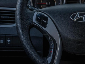 Седан Hyundai Avante 2011 года, 899000 рублей, Ставрополь