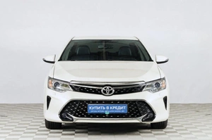 Седан Toyota Camry 2016 года, 2099000 рублей, Челябинск