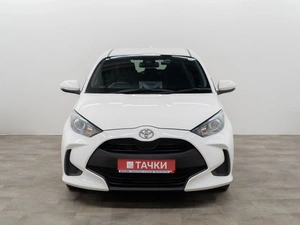 Хетчбэк Toyota Yaris 2021 года, 1270000 рублей, Красноярск