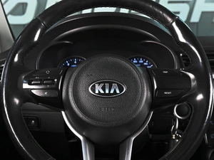 Седан Kia Rio 2017 года, 1359000 рублей, Аксай