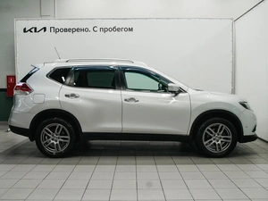 Внедорожник Nissan X-Trail 2015 года, 1799000 рублей, Красноярск