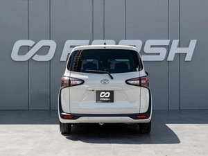 Минивэн Toyota Sienta 2021 года, 1798000 рублей, Краснодар