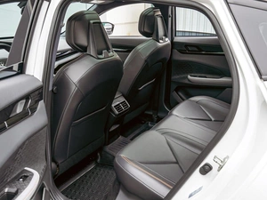 Лифтбек Changan UNI-V 2023 года, 2450000 рублей, Краснодар