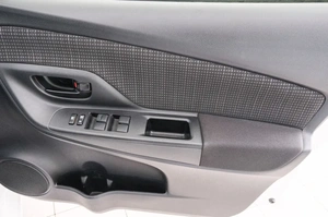Хетчбэк Toyota Vitz 2019 года, 989000 рублей, Красноярск