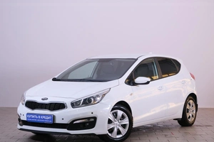 Хетчбэк Kia Ceed 2018 года, 1359000 рублей, Омск