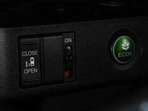 Минивэн Honda Stepwgn Spada 2015 года, 1749000 рублей, Тюмень